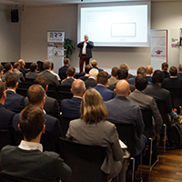 Mehr als 130 Teilnehmende informierten sich bei der ERP Future 2022 in Wien über Enterprise Systems und deren mobile Anwendungsbereiche. Stefan Humpl referierte in seiner Keynote über die aktuelle ERP-Personalnachfrage.